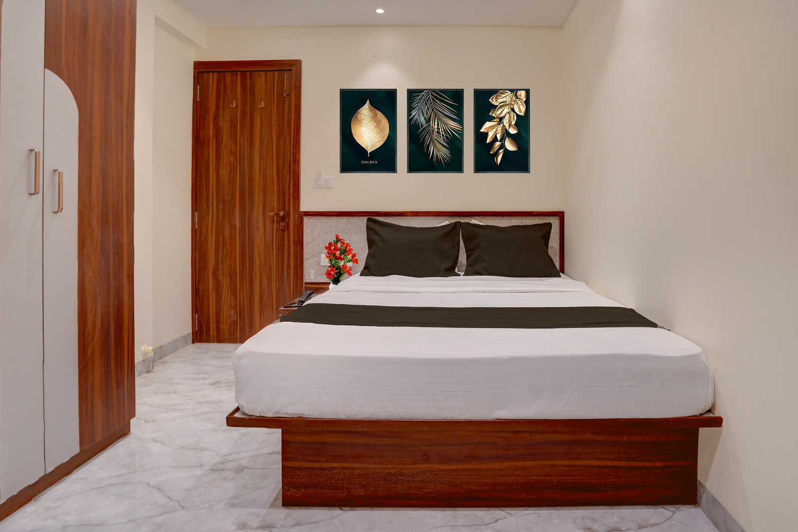 super collection o talwade corpoarte homestay