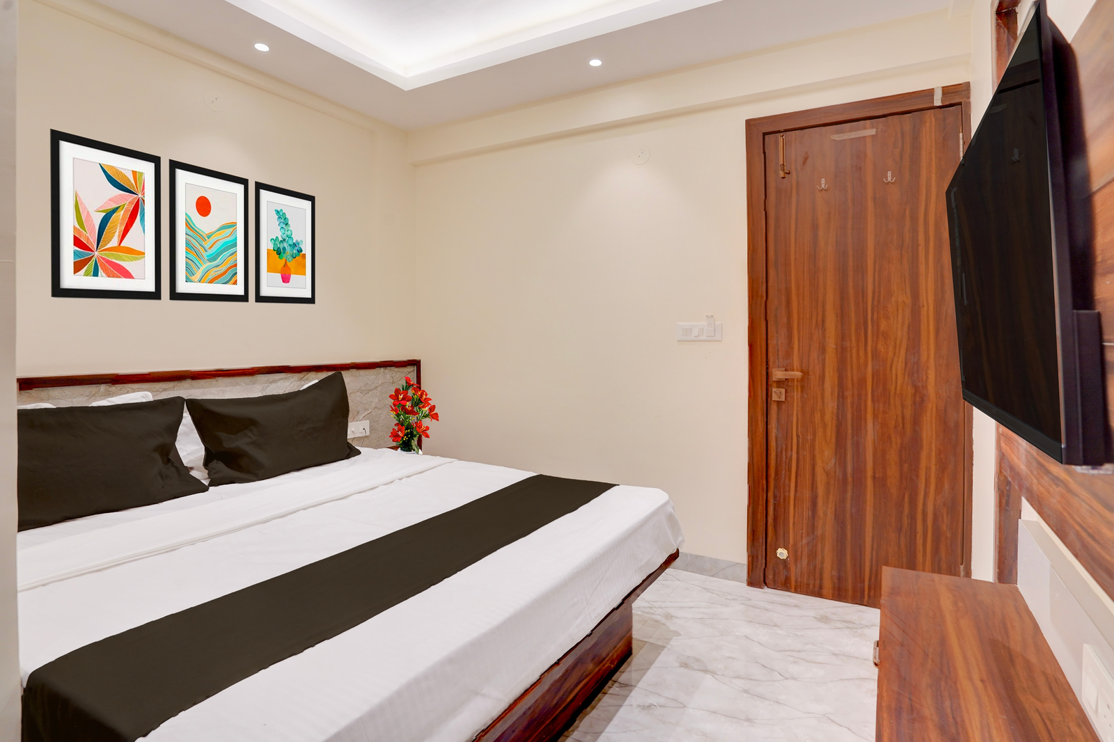 super collection o talwade corpoarte homestay