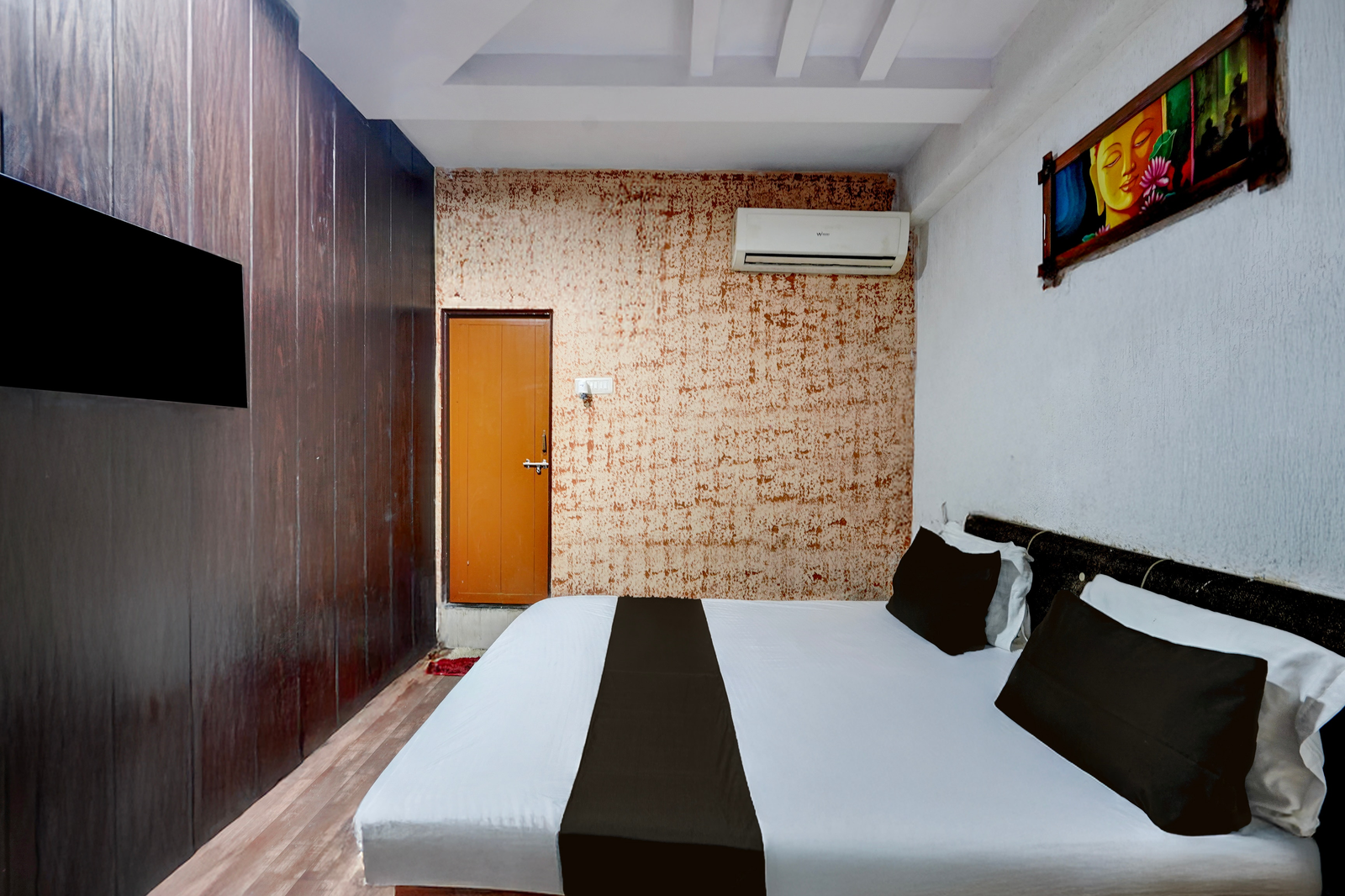 super collection o lokmanya nagar metro station formerly hotel siddhivinayak