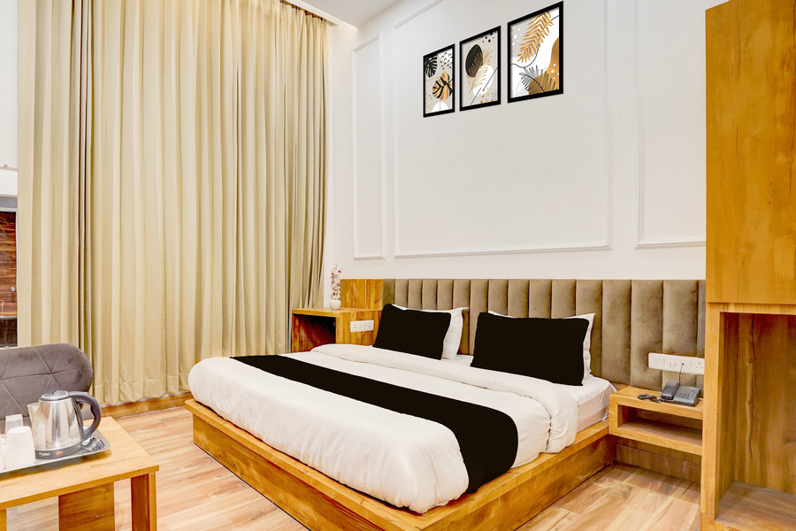 townhouse by oyo red cross amritsar formerly amar villa