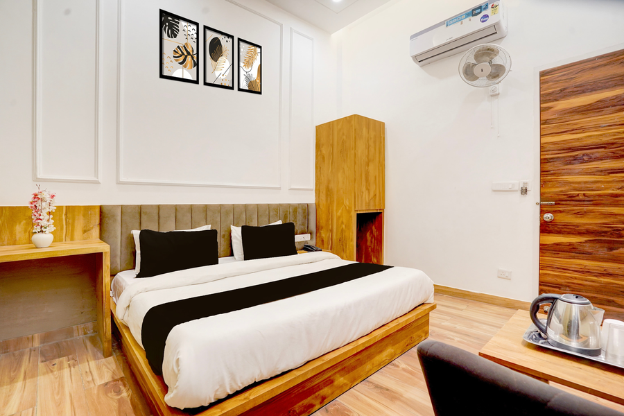 townhouse by oyo red cross amritsar formerly amar villa