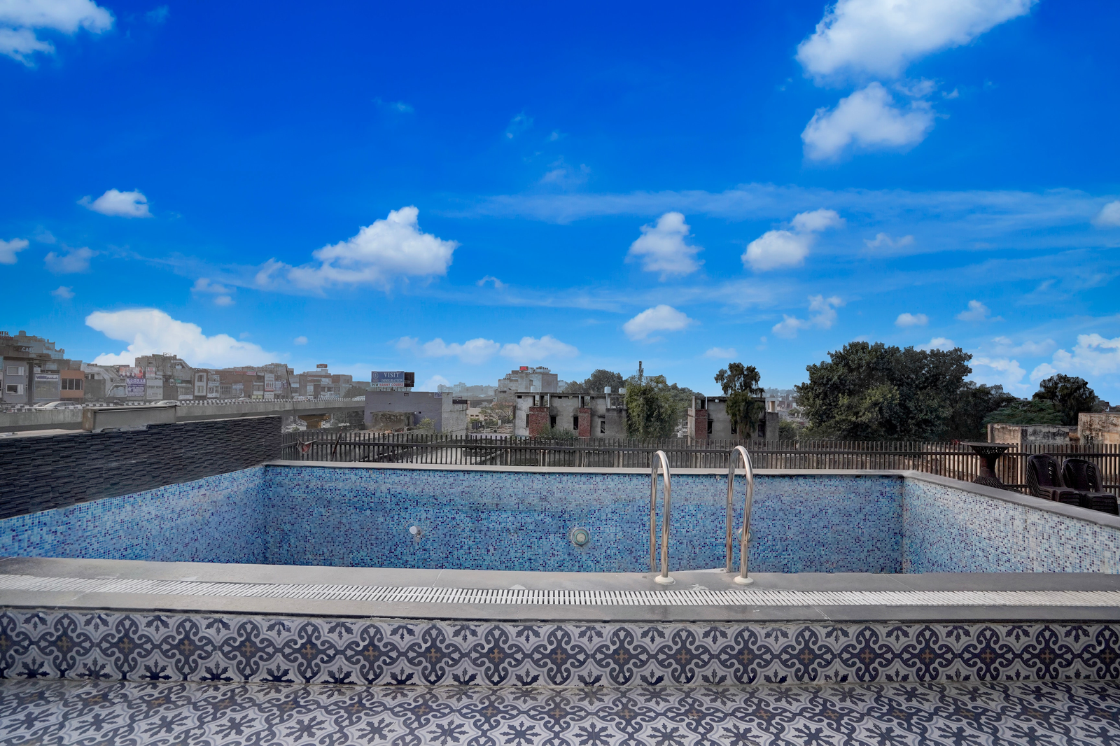 super townhouse red cross amritsar formerly amar villa