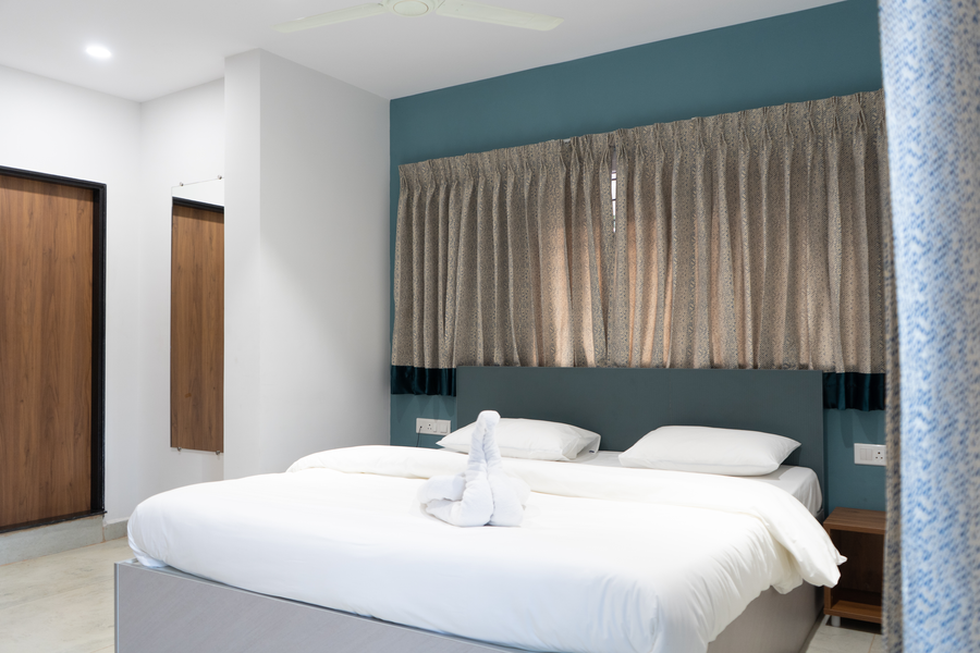 Hitech Delite - Stay And Dine Hotel,,3 star