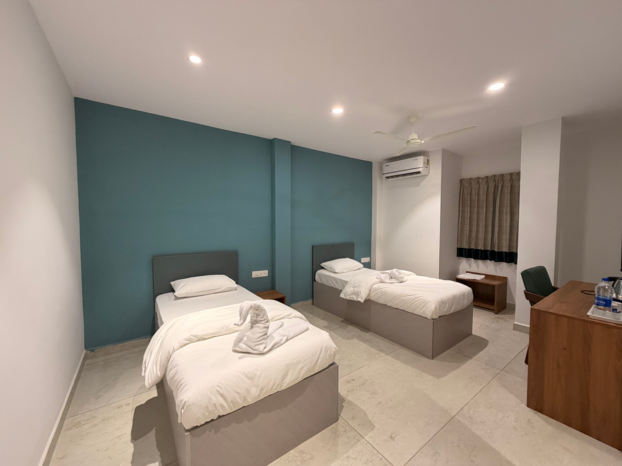 Hitech Delite - Stay And Dine Hotel,,3 star