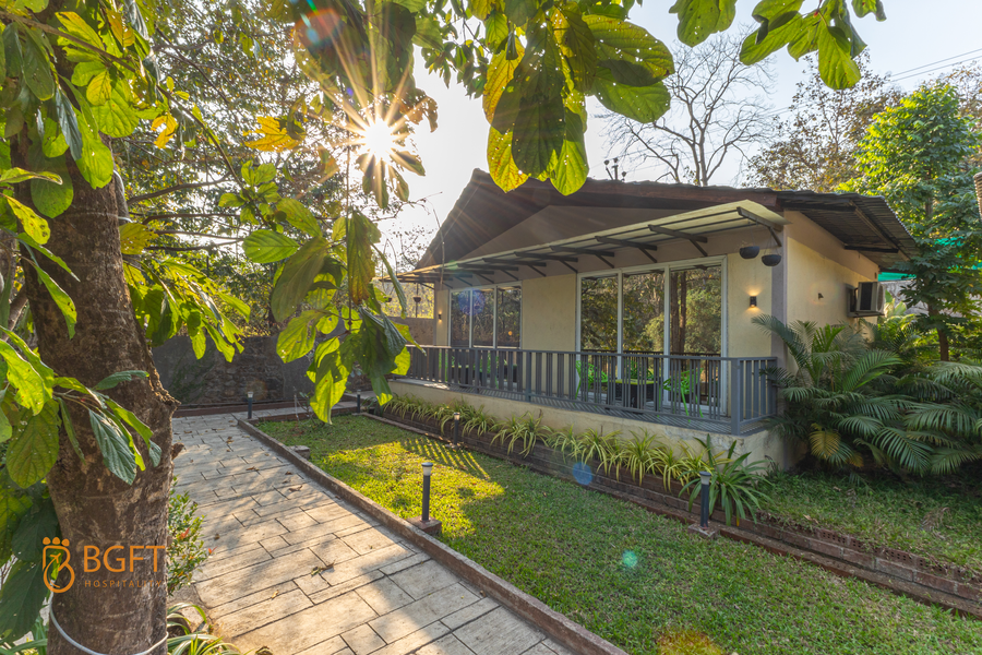 mountainwoods farmstay khopoli