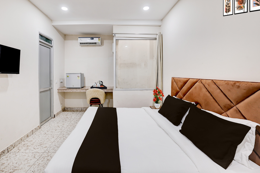 hotel o by oyo neopolis mall ludhiana formerly silver sky