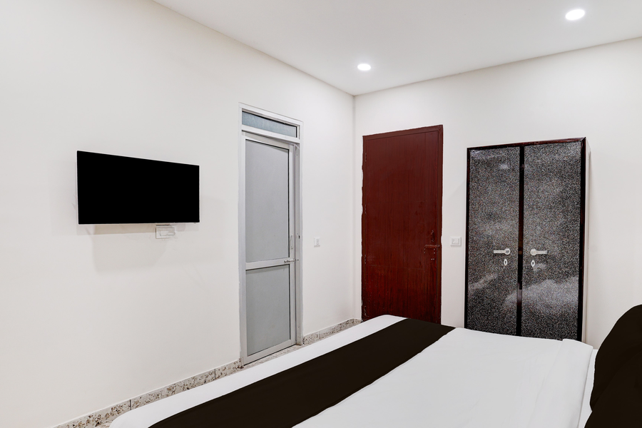 hotel o by oyo neopolis mall ludhiana formerly silver sky