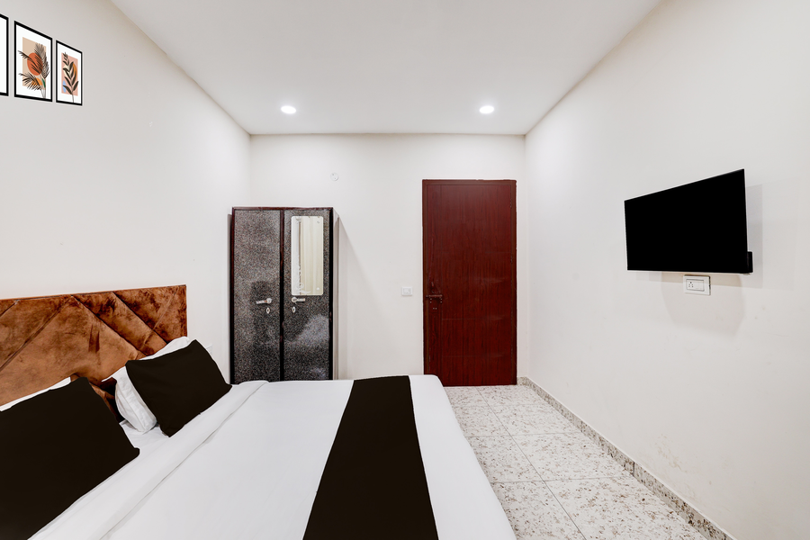 hotel o by oyo neopolis mall ludhiana formerly silver sky