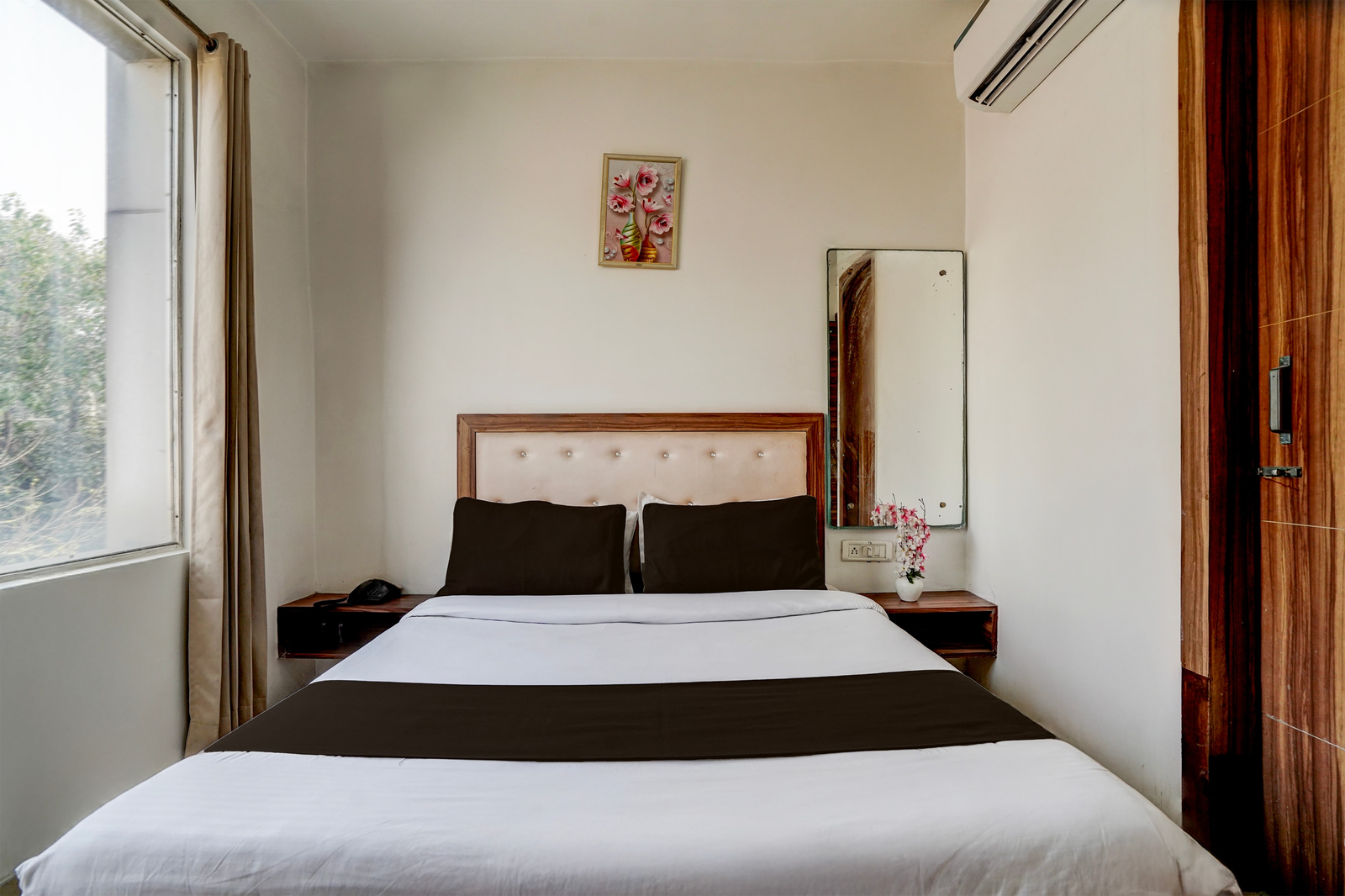 collection o townhall heritage complex amritsar formerly hotel tr