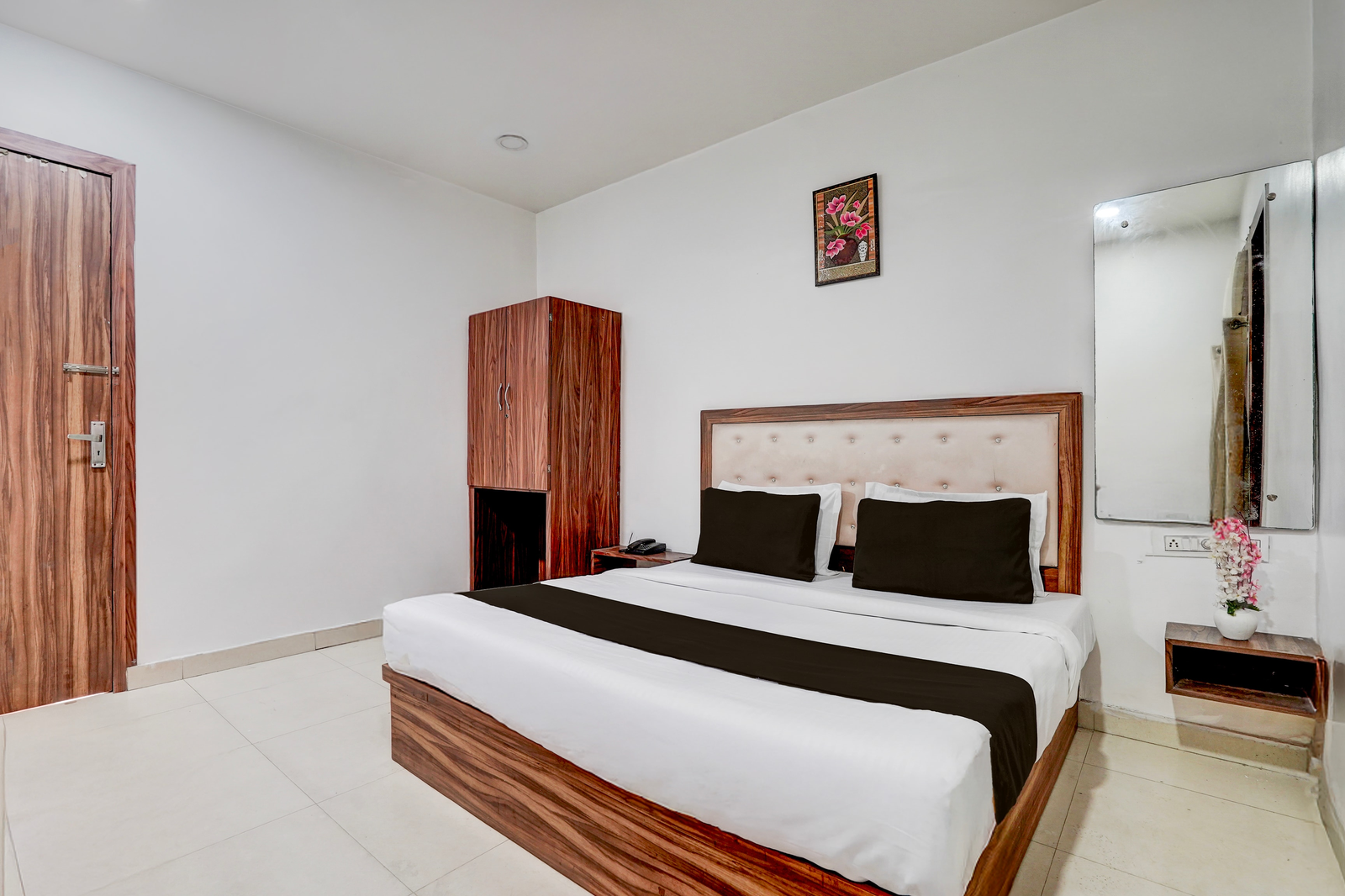 collection o townhall heritage complex amritsar formerly hotel tr