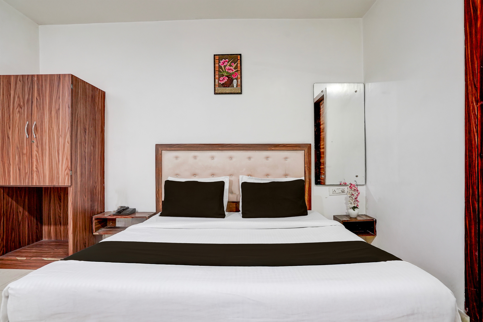 collection o townhall heritage complex amritsar formerly hotel tr