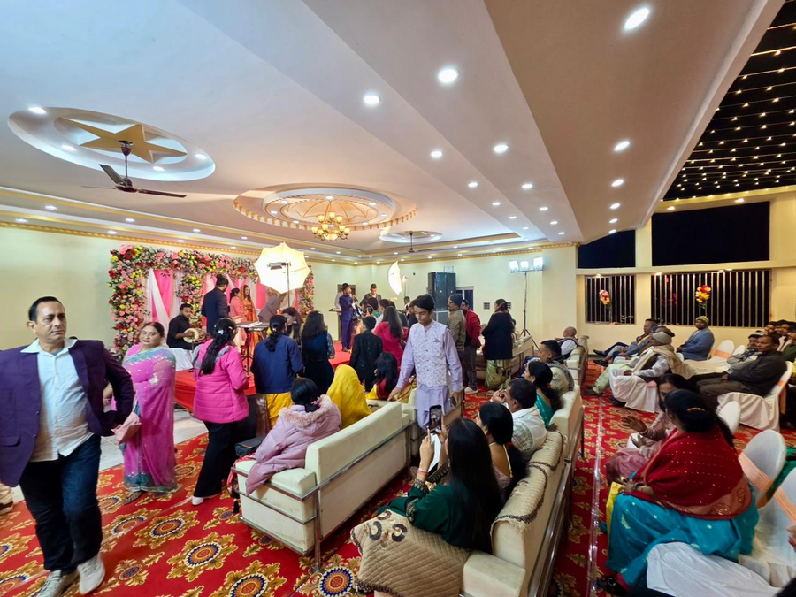 Hotel Diamond Crest,,4 star