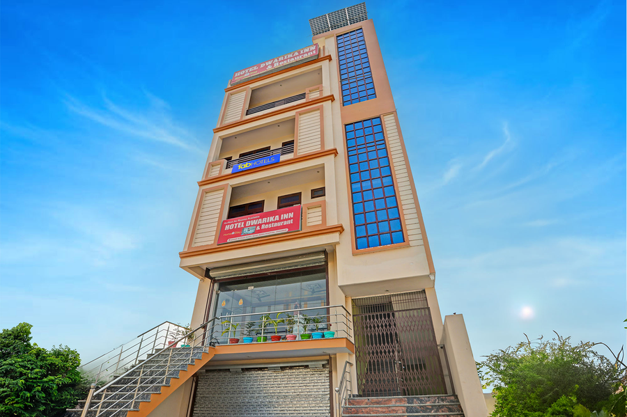 Fabhotel Dwarika Inn,,3 star