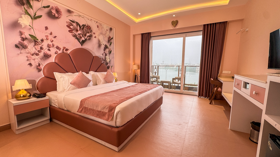 lakeside leisure udaipur