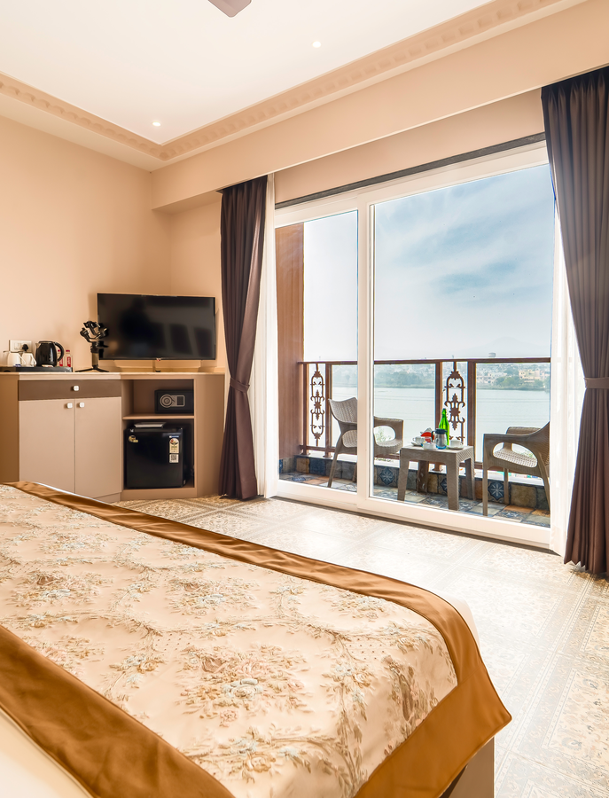 lake view lakeside leisure at nela talab