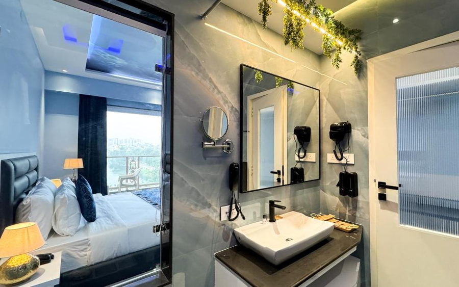 lakeside leisure udaipur