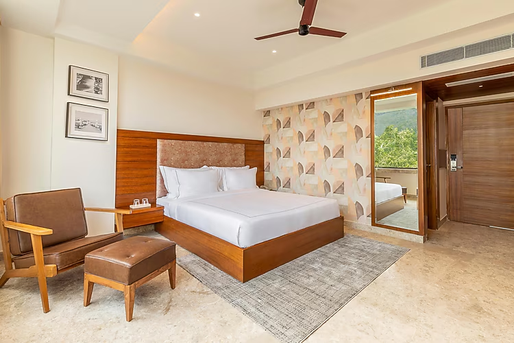 the prominence hotel