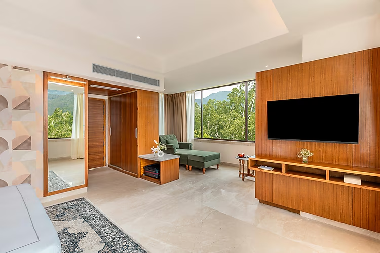 the prominence hotel