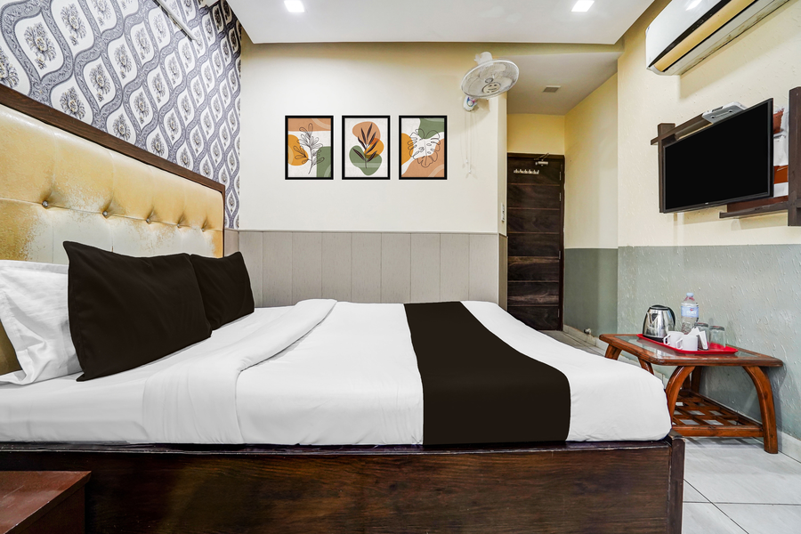 collection o by oyo zirakpur patiala road formerly hotel anvay