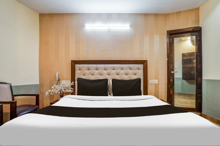 collection o by oyo zirakpur patiala road formerly hotel anvay