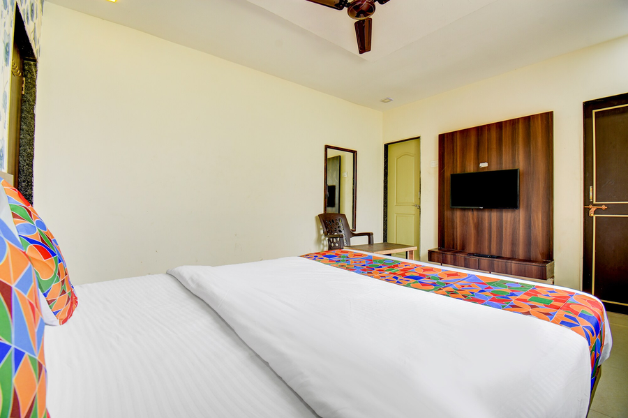 fabhotel galaxy inn i