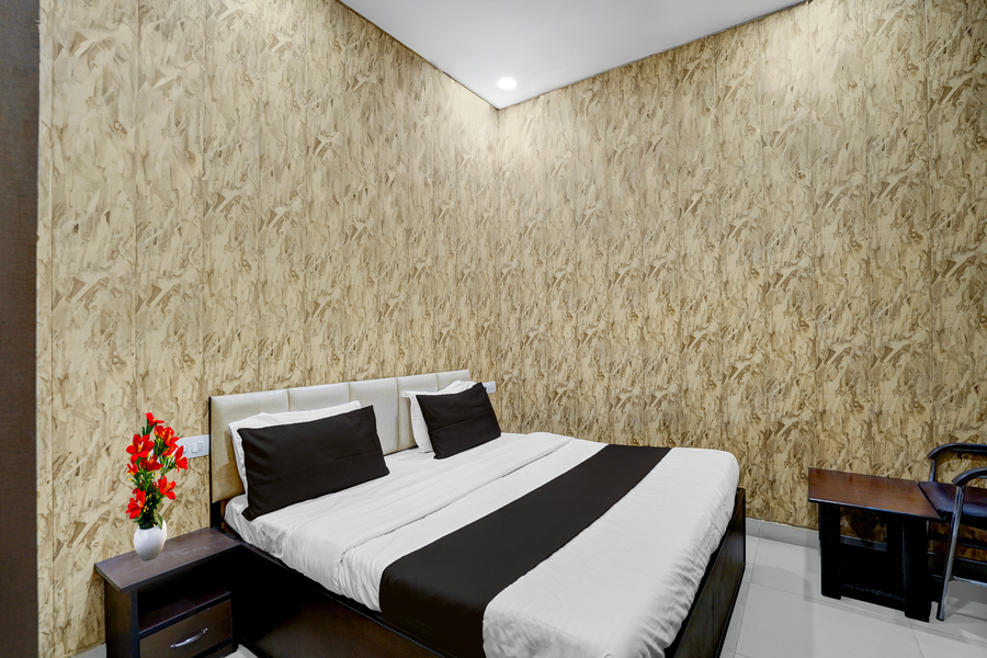 hotel o by oyo silver arc mall ludhiana formerly white solitaire 1