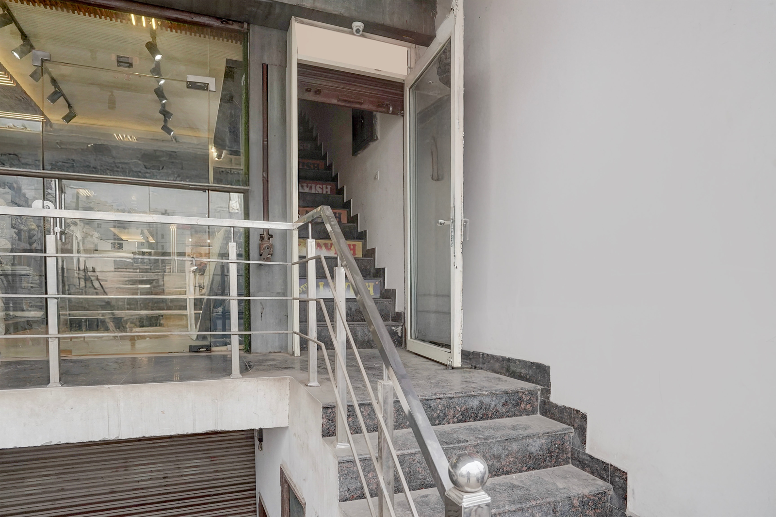 collection o by oyo patiala road crossway zirakpur formerly lavish