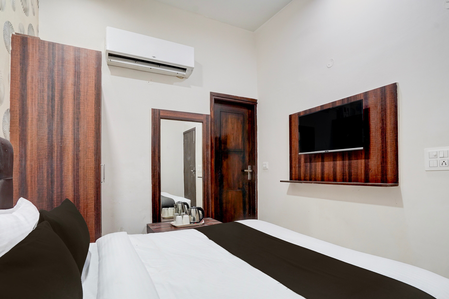 hotel o patiala road crossway zirakpur formerly lavish