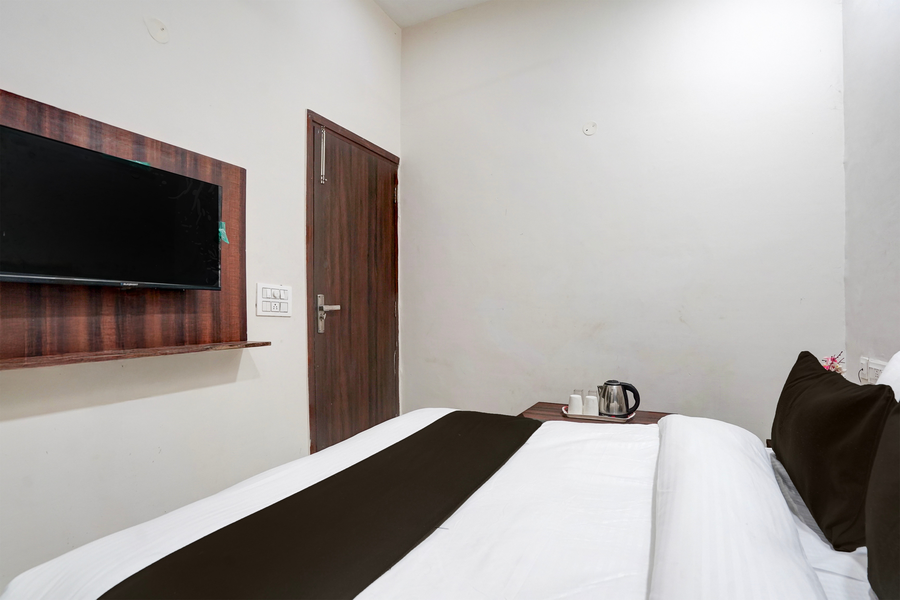 hotel o patiala road crossway zirakpur formerly lavish