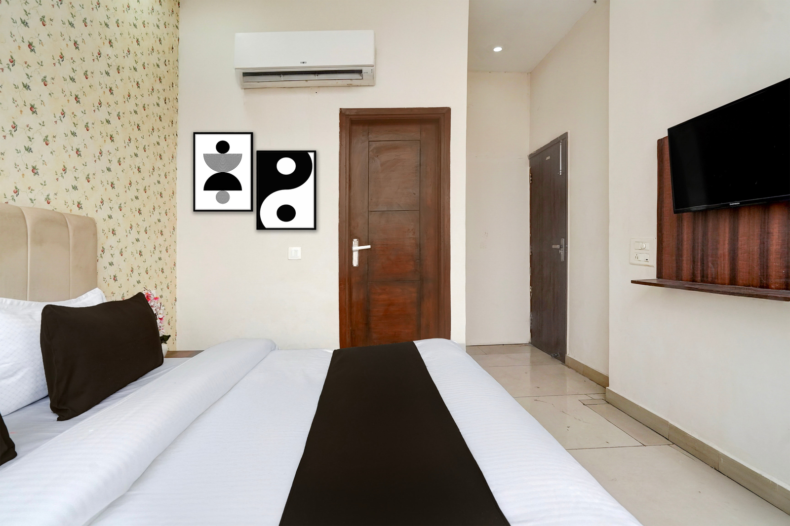 collection o by oyo patiala road crossway zirakpur formerly lavish