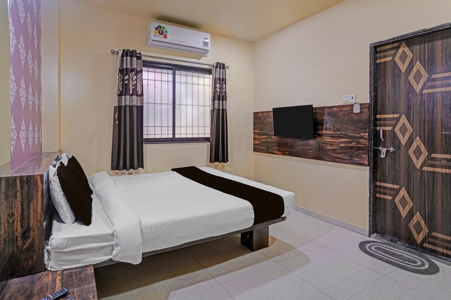 collection o tuljapur solapur highway formerly royal rooms