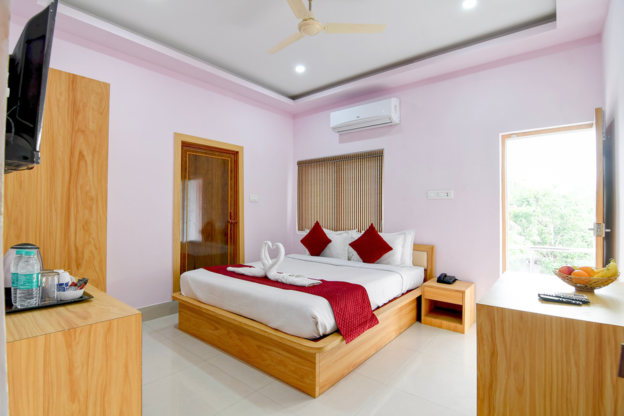 hotel chaitrangada