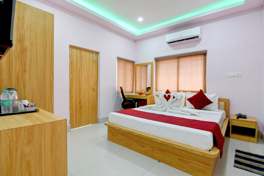 hotel chaitrangada
