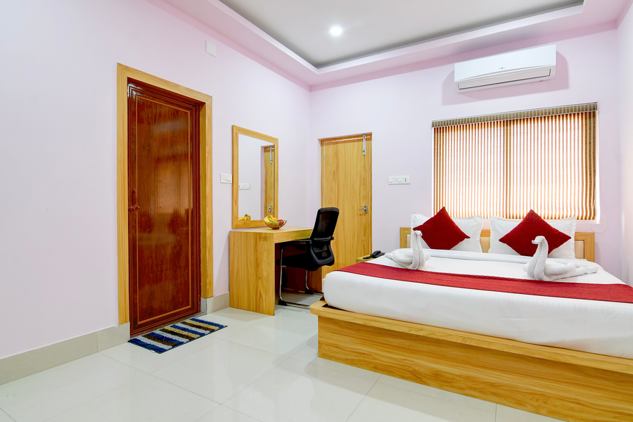 hotel chaitrangada