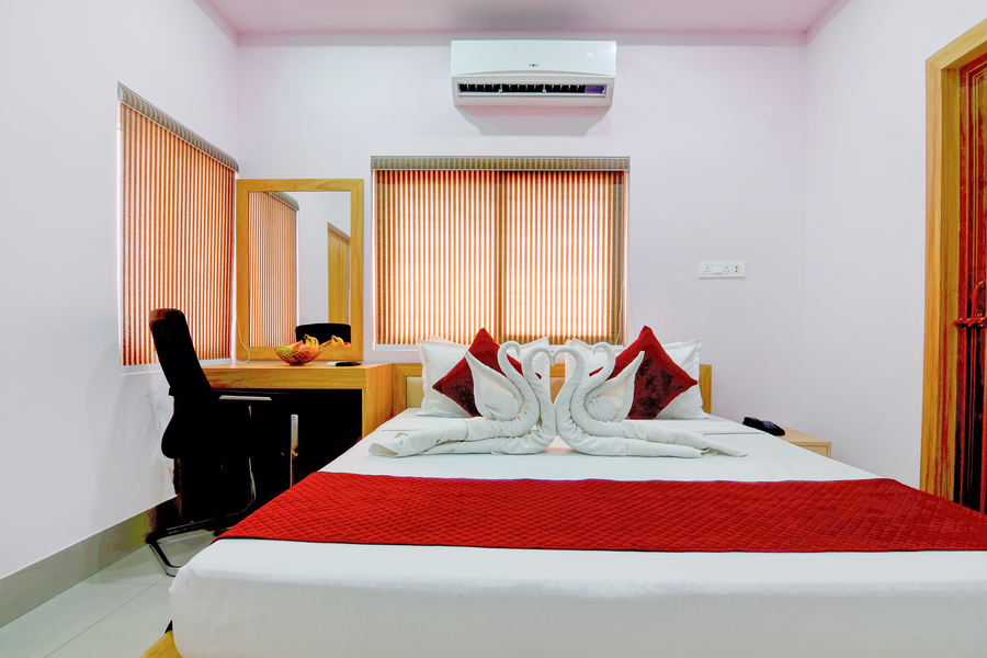 hotel chaitrangada