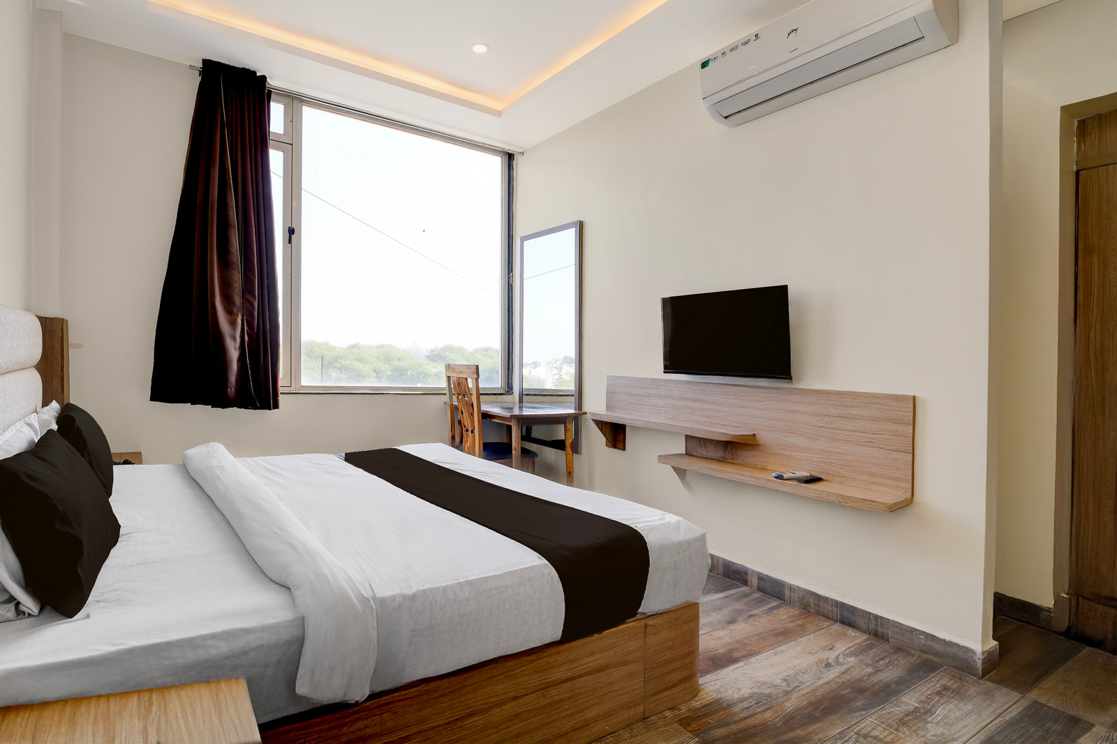 super townhouse mahamrityunjay dwar ujjain formerly hotel prakash