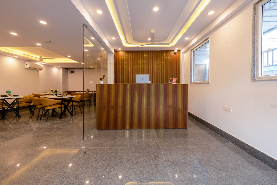 hotel park tree i sec 63a i noida