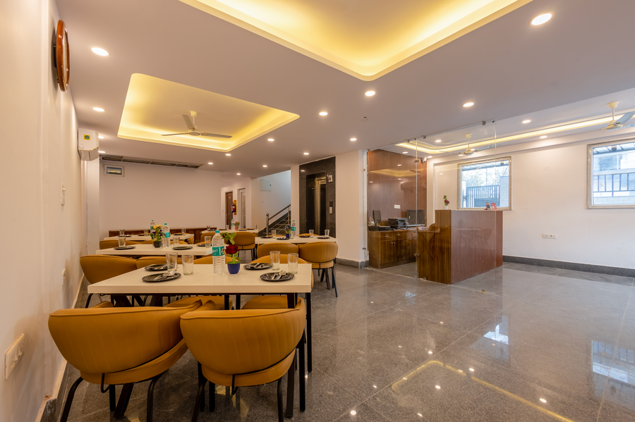 hotel park tree i sec 63a i noida