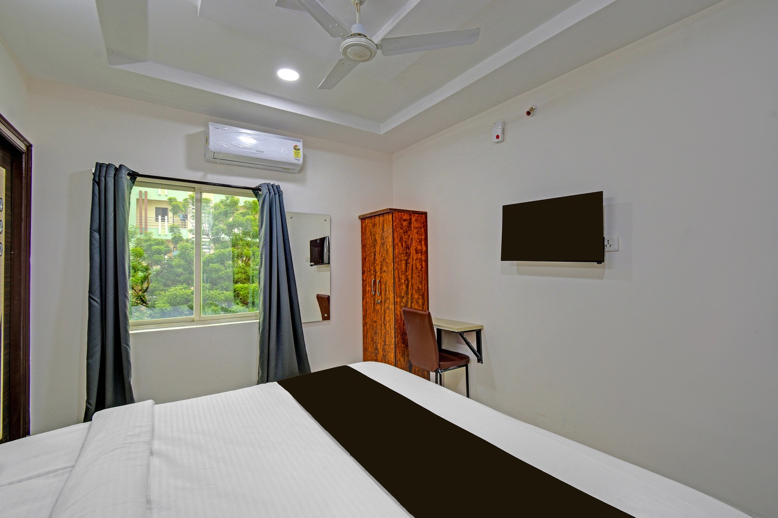 super collection o white field road hyderabad formerly ayaan signature suites