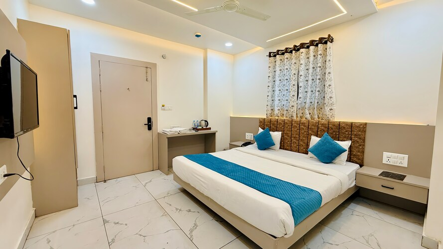 hotel tavooza formely kreston height