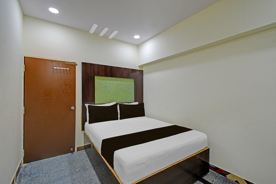 hotel o priyadarshini park formerly everest inn