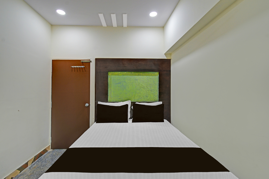 hotel o priyadarshini park formerly everest inn