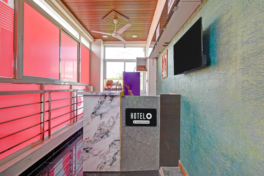 hotel o priyadarshini park formerly everest inn