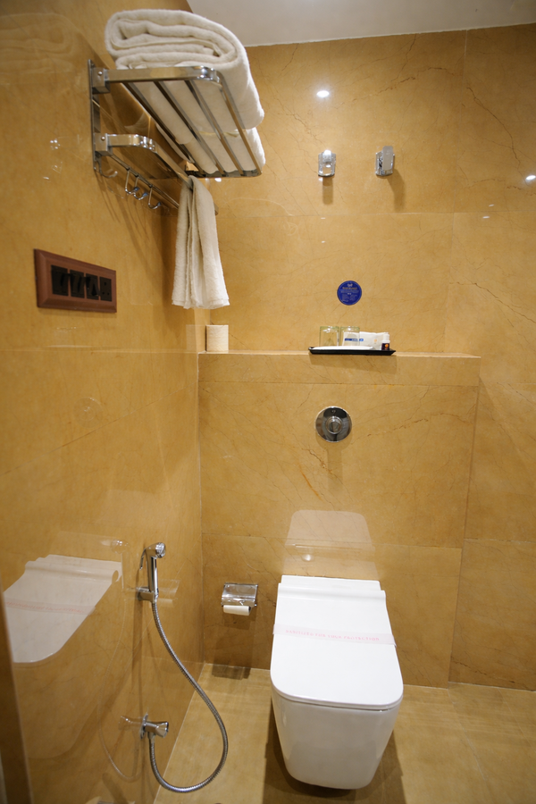 cozzet royale kanpur