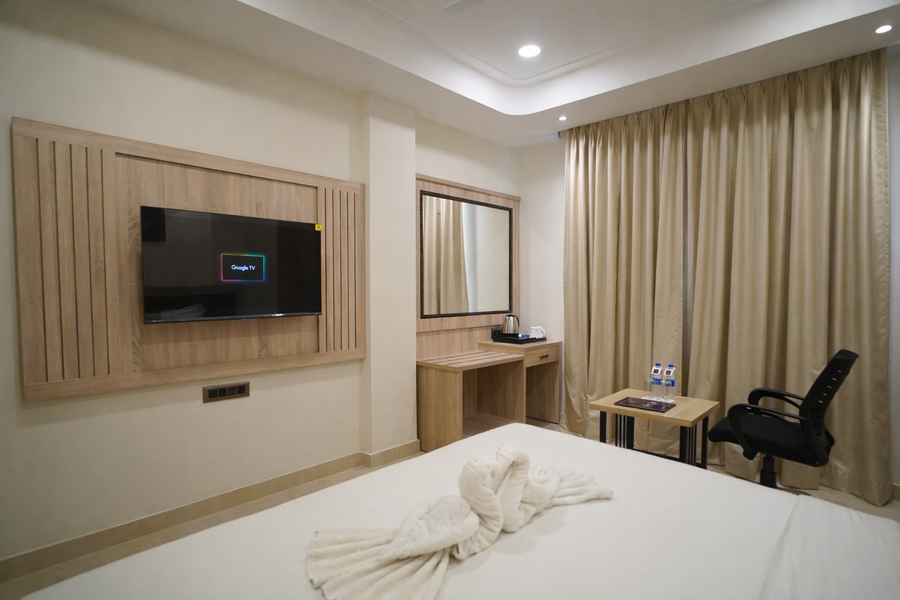 cozzet royale kanpur