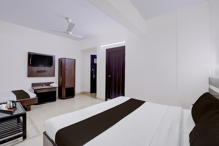 super townhouse gandhi medical college bhopal formerly hotel shagun