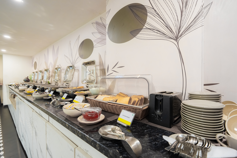 hotel limon sector 45