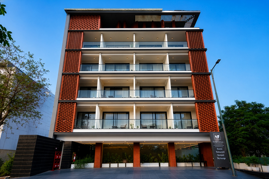 hotel limon sector 45