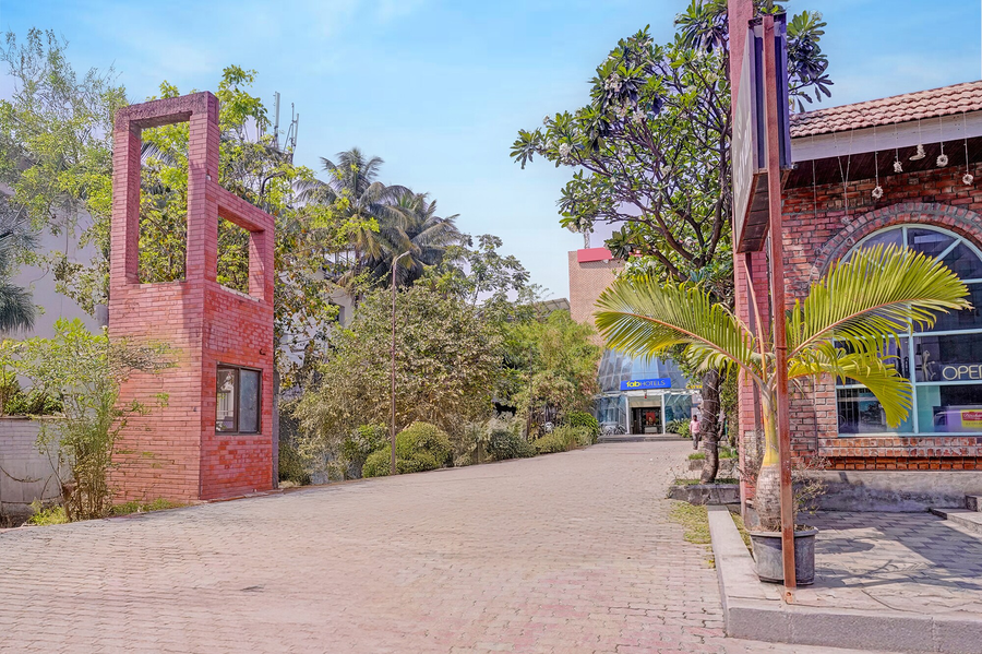 fabhotel satyan inn