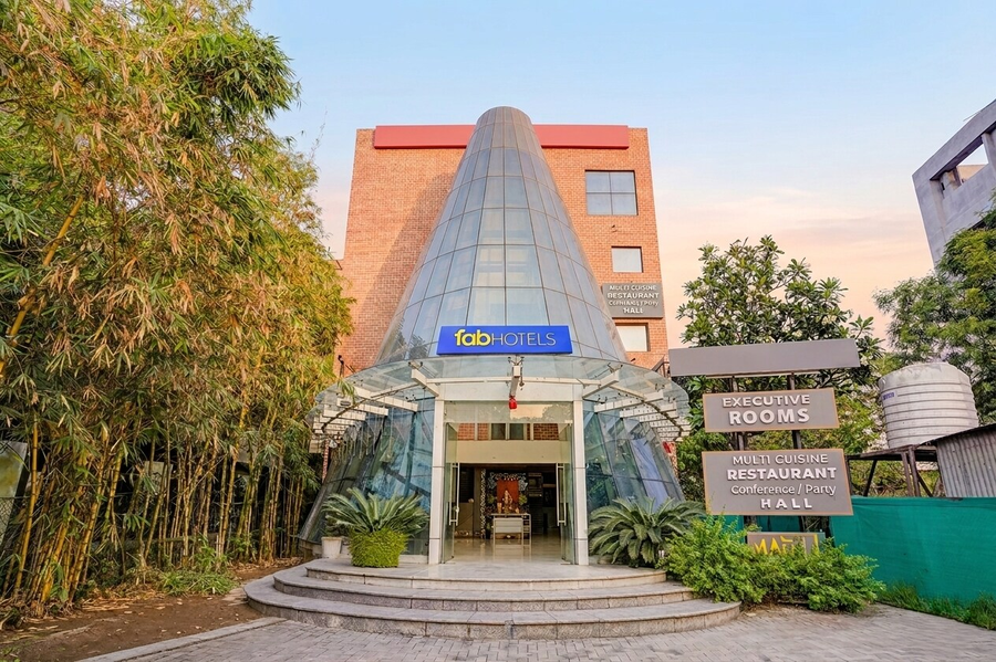 fabhotel satyan inn